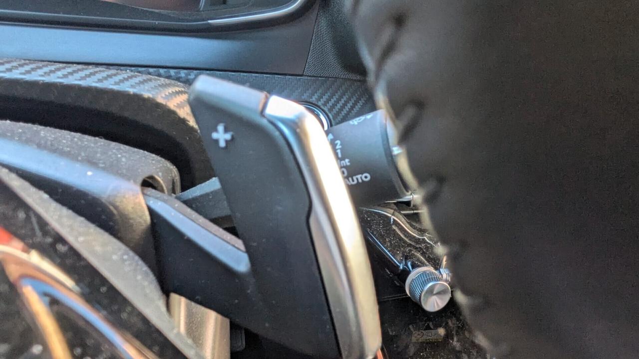 Peugeot 2008 MOTORIZZAZIONE DIESEL BlueHDi 130 S&S EAT8 Allure