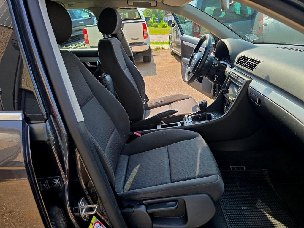 Audi A4 AVANT 2.0 TDI 170CV S LINE