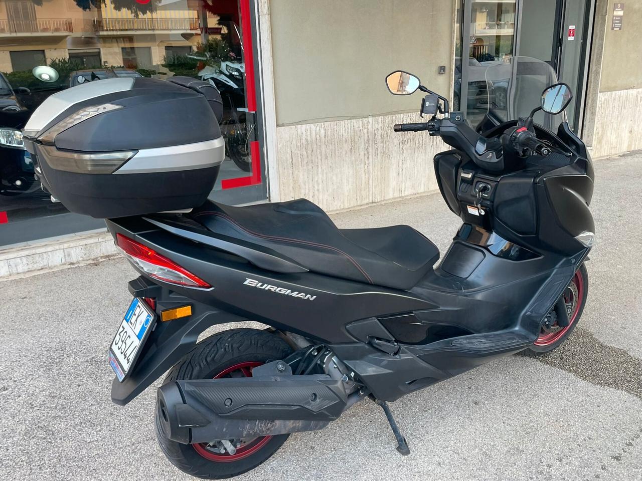 Suzuki Burgman 400