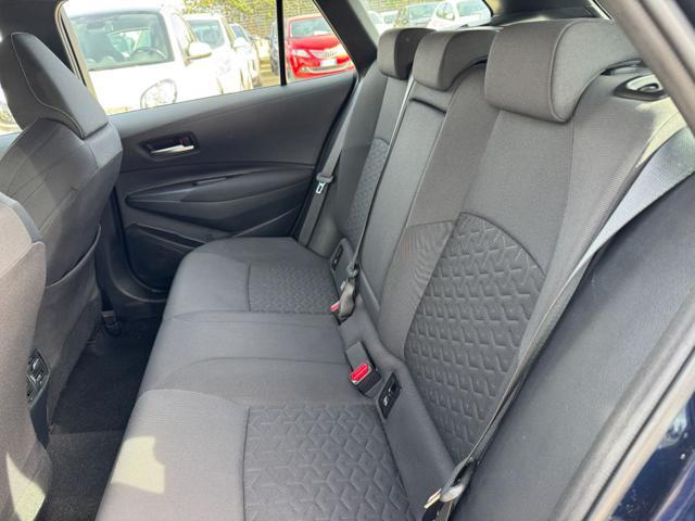 TOYOTA Corolla Hybrid Business 2.0cc 152cv CAMERA POST. NAVI