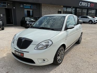Lancia Ypsilon 1.4 16V MomoDesign