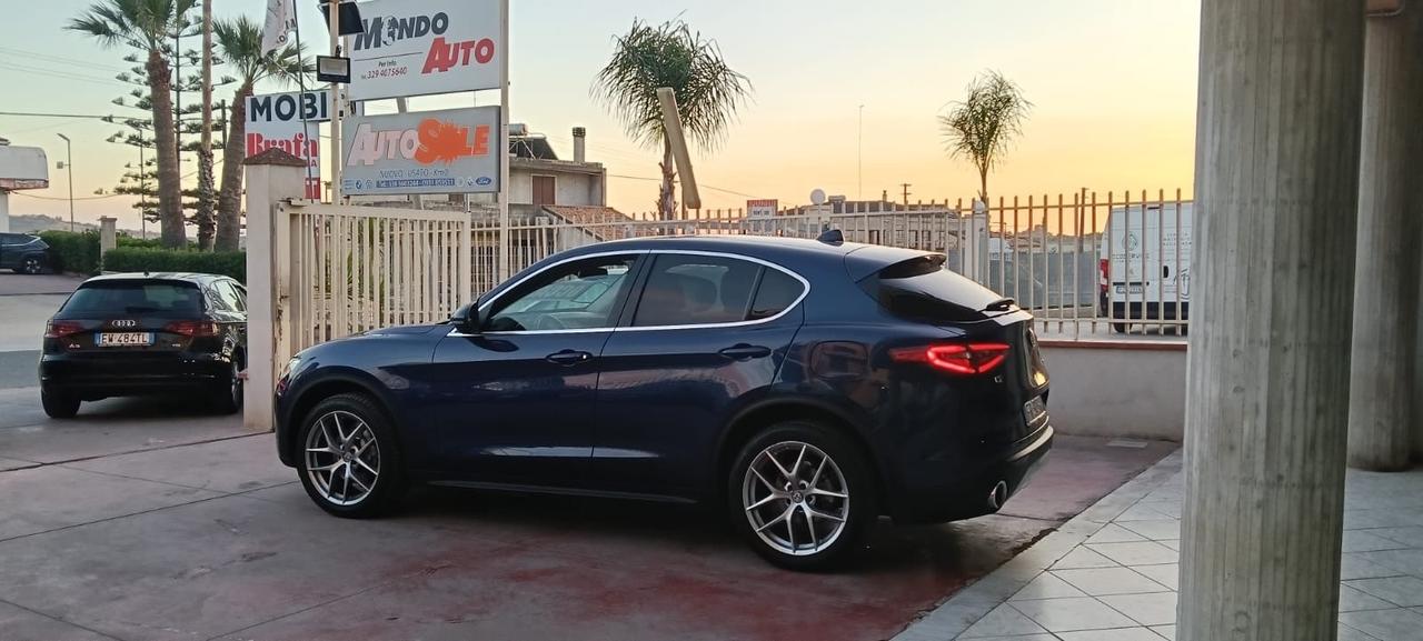 Alfa Romeo Stelvio 2.2 Turbodiesel 210 CV AT8 Q4 Executive