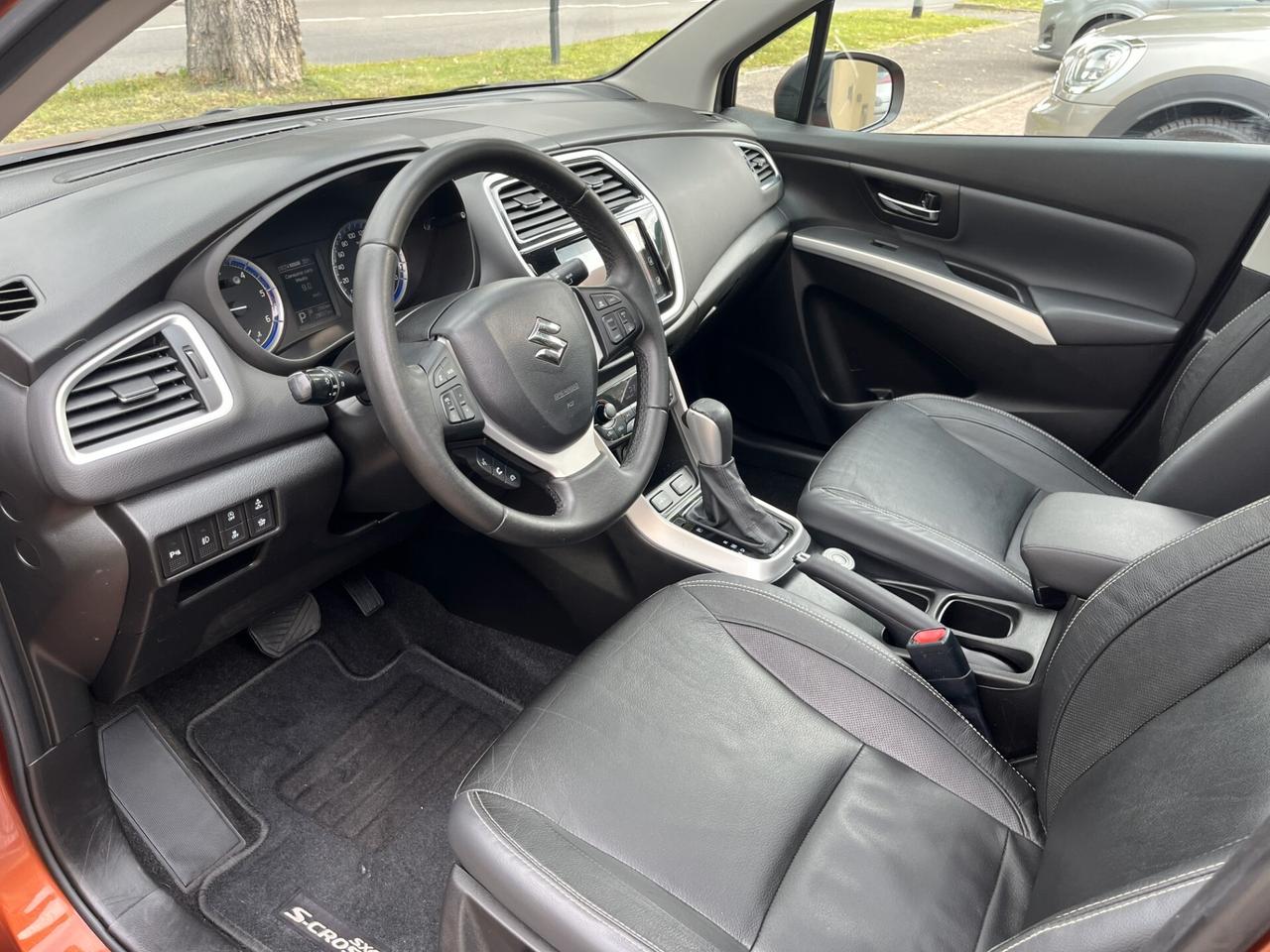 Suzuki S-Cross 1.6 DDiS Start&Stop 4WD All Grip DCT Star View