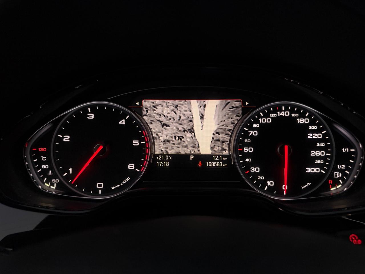 AUDI A8 4.2 V8 TDI QUATTRO TIPTRONIC – 351 CV