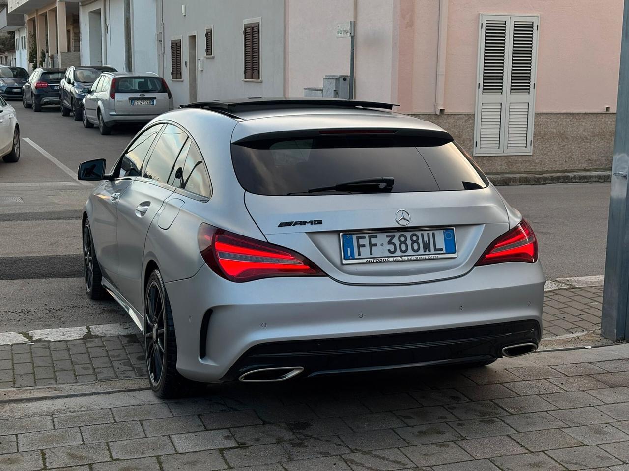 Mercedes CLA 220d Premium Amg Night ed. OPACA