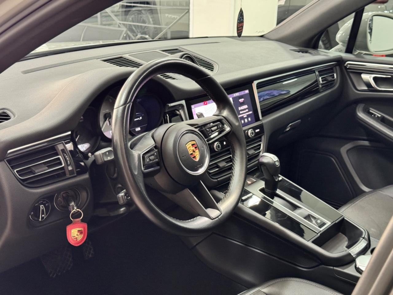 Porsche Macan S