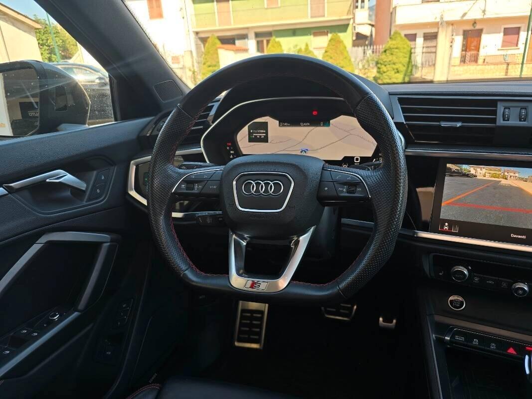 Audi Q3 40 TDI quattro S tronic line edition Identity Black
