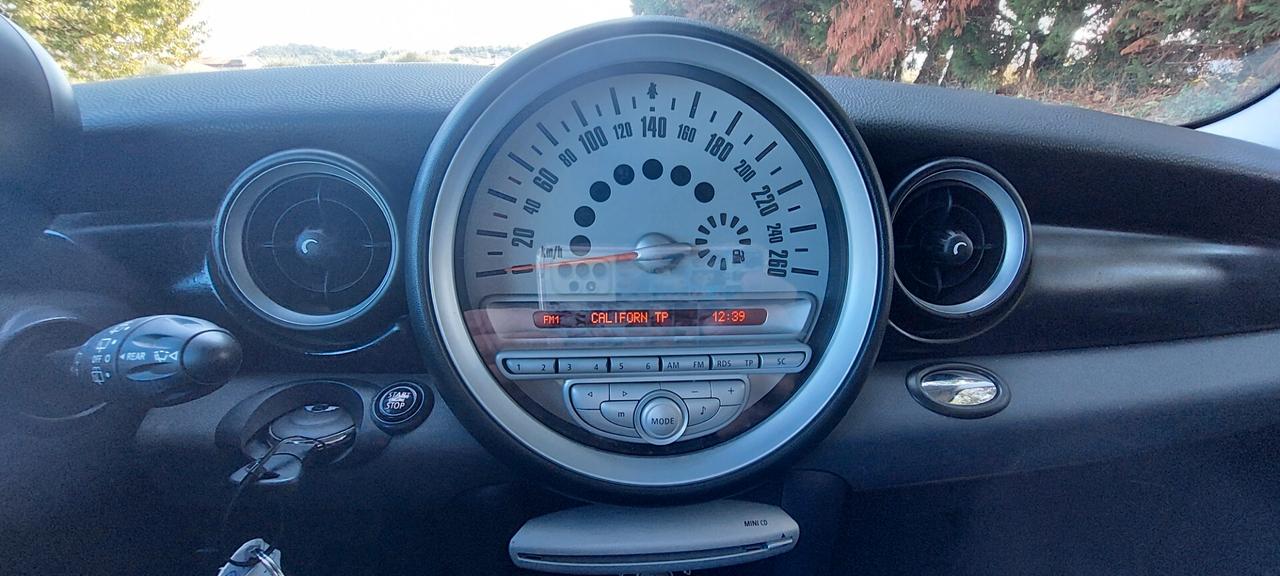 MINI COOPER MODELLO RAY 1,4 BENZINA X NEOPATENTATI LEGA IMPECCABILE