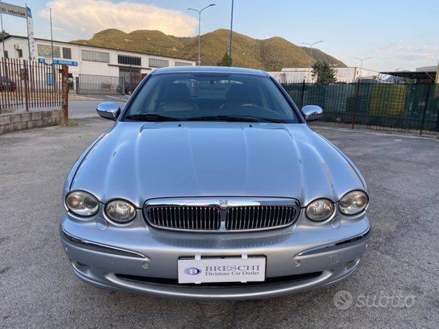 Jaguar X-Type 2.2D cat Executive