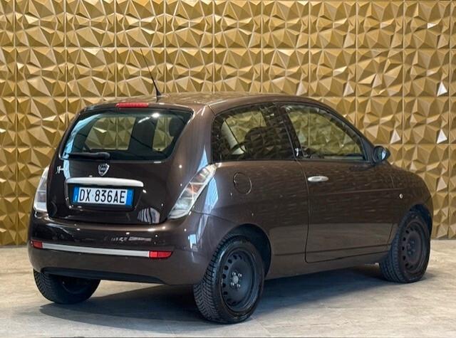 Lancia Ypsilon 1.2 Argento