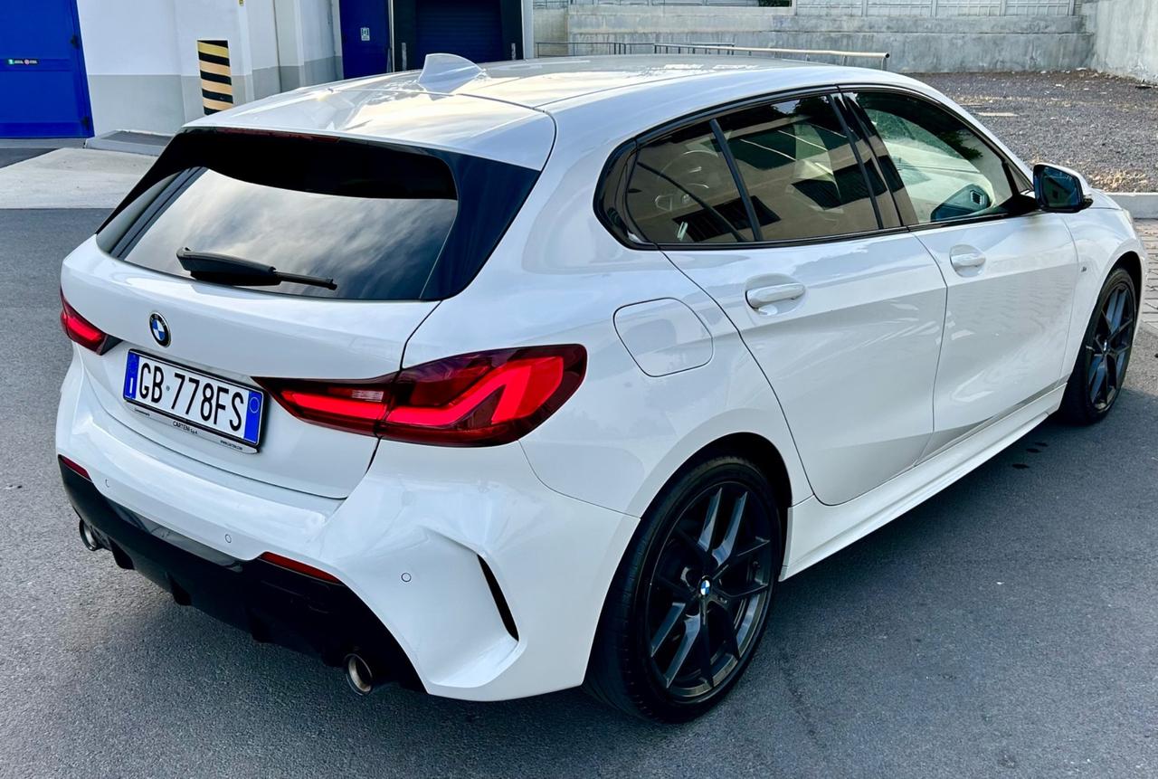 Bmw 118 118d 5p. Msport