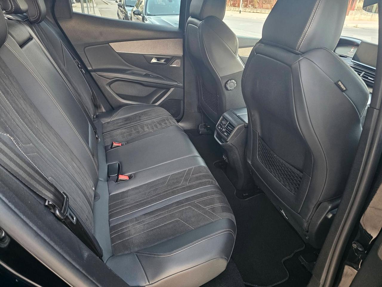 PEUGEOT 3008 1.5 BLUEHDI 131CV EAT8 GT PARK FULL