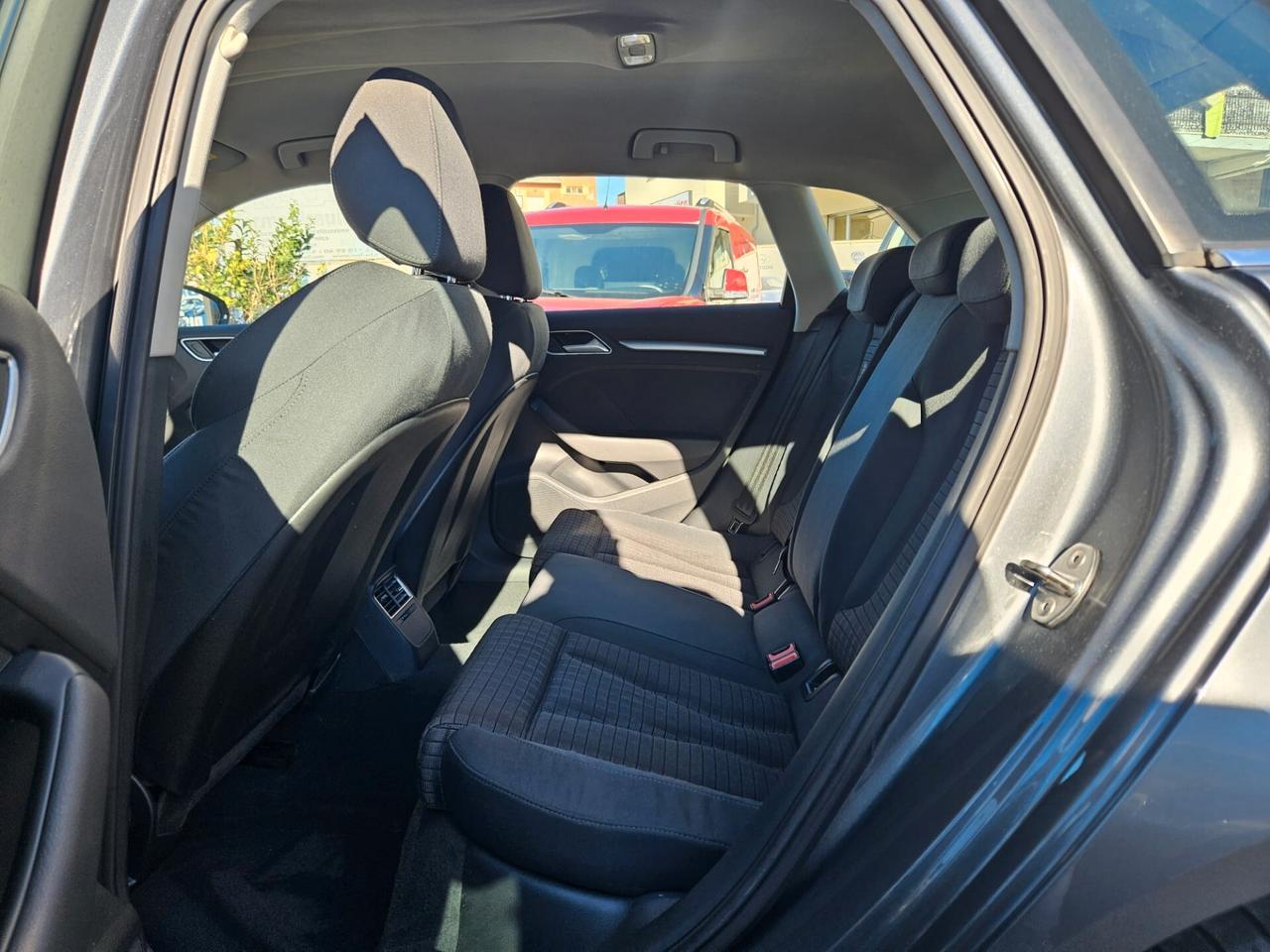 Audi A3 SPB 1.6 TDI S tronic Ambition