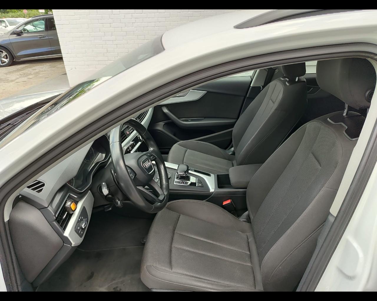 AUDI A4 Avant 2.0 TDI 150 CV S tronic