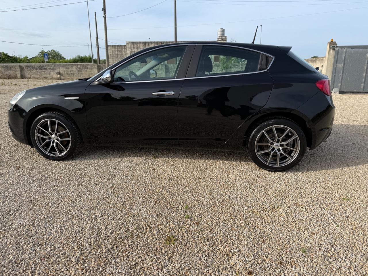 Alfa Romeo Giulietta 1.6 JTDm-2 120 CV Distinctive