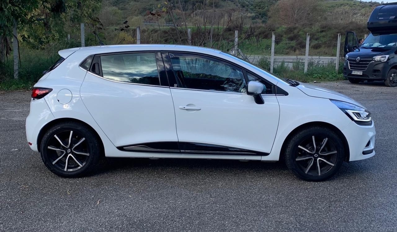 Renault Clio dCi 8V 75 CV Start&Stop 5 porte Energy Intens