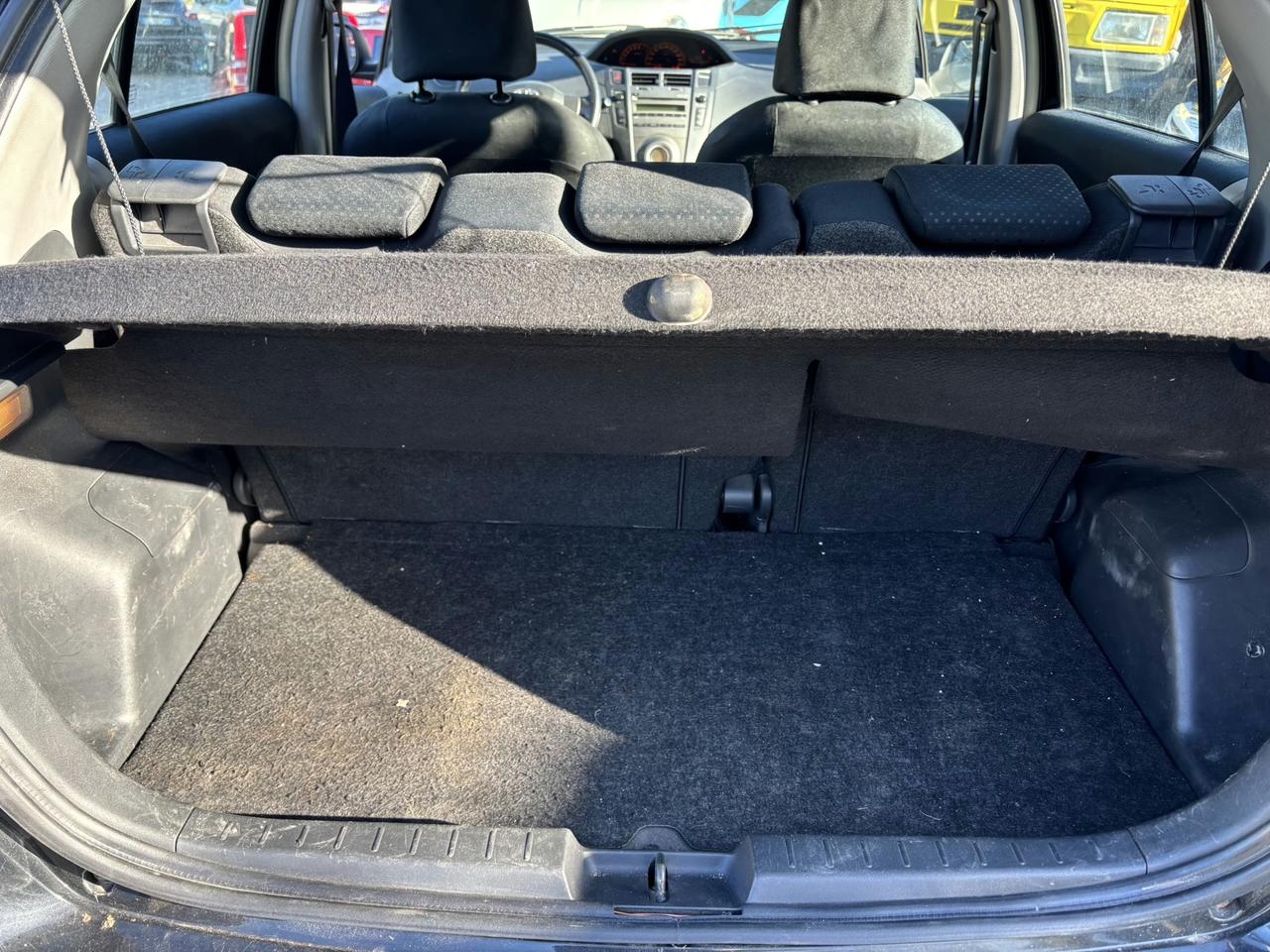 Toyota Yaris 1.0 5 porte Sol GPL