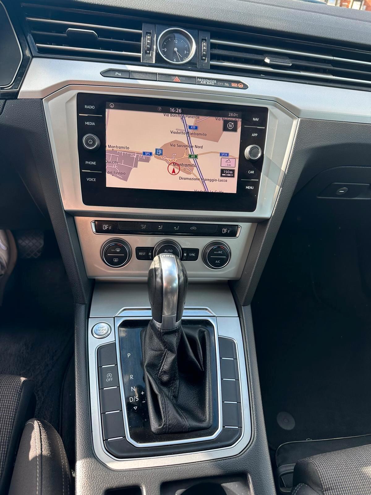 Volkswagen Passat Variant 2.0 TDI SCR 190 CV DSG Executive BMT
