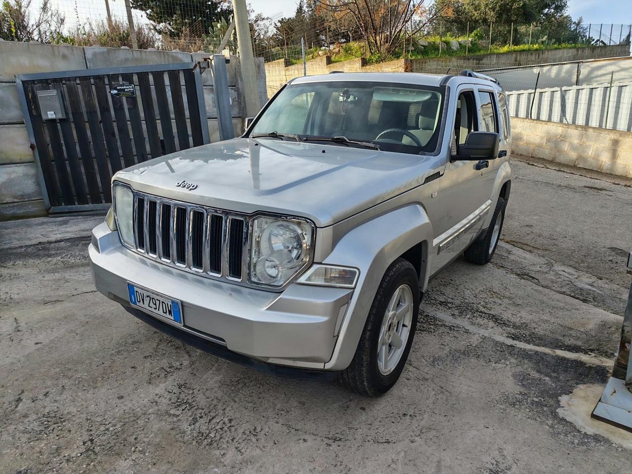 Jeep Cherokee 2.8 CRD DPF Limited Auto