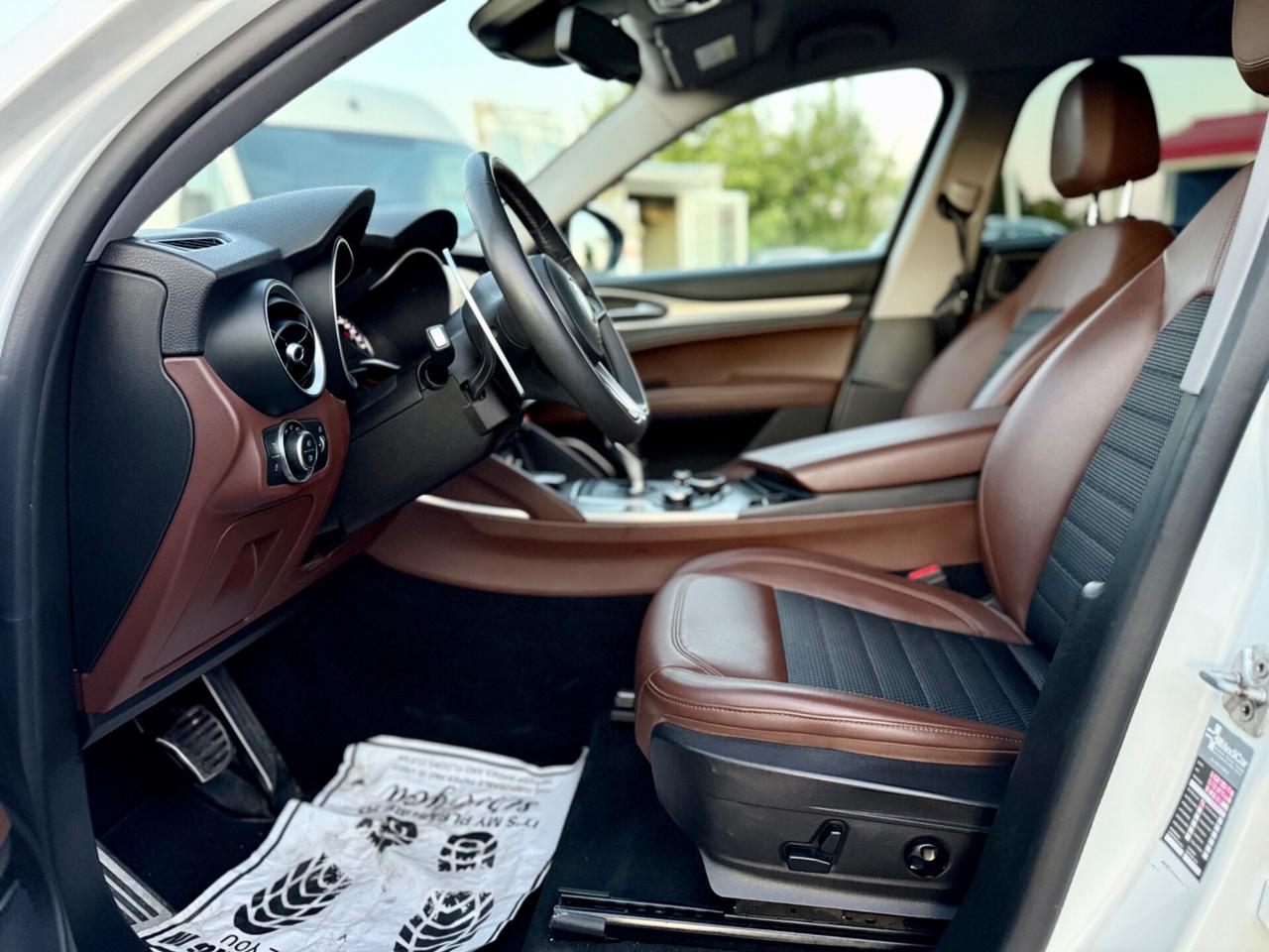 Alfa Romeo Stelvio 2.2 Turbodiesel 210 CV AT8 Q4 Executive