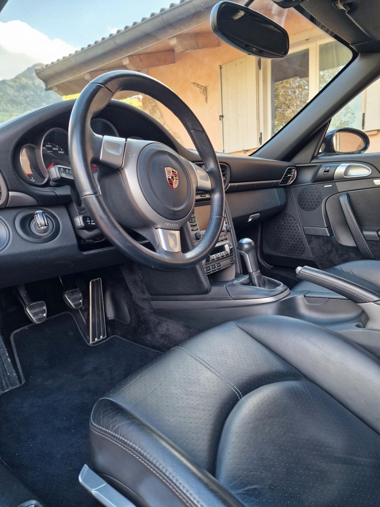 Porsche 911 Carrera 4 Cabriolet MANUALE