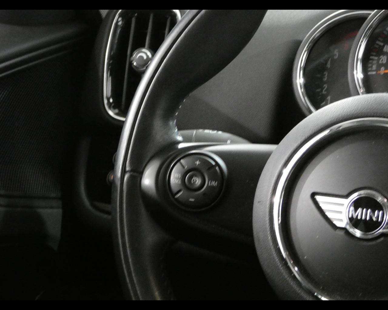 MINI Mini Countrym.(F60) - Mini 2.0 Cooper D Hype Countryman