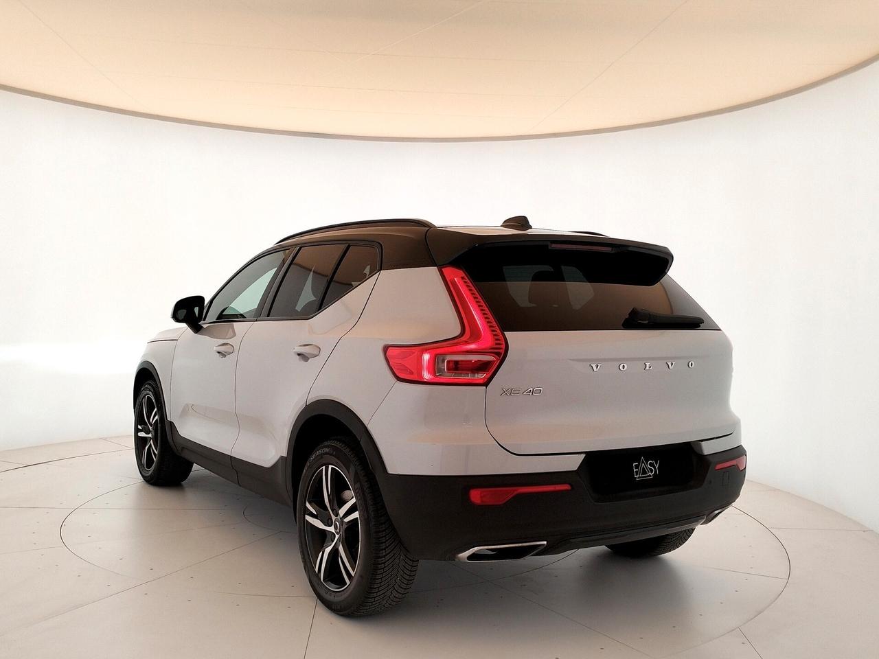 Volvo XC40 D3 R-design geartronic