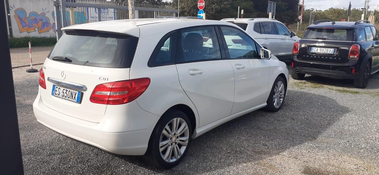 Mercedes-benz B 180 2013 - 1.8CDI Automatic Lb automobili