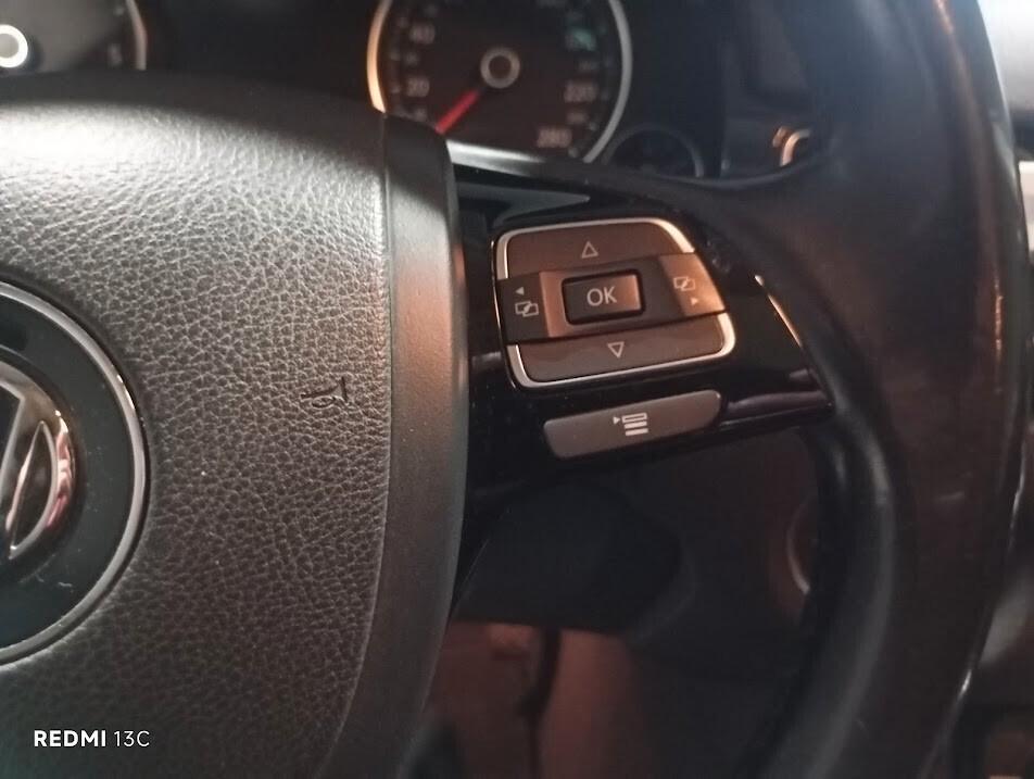 VOLKSWAGEN TOUAREG DEL 2014 4X4 AUTOMATICA 250 CV