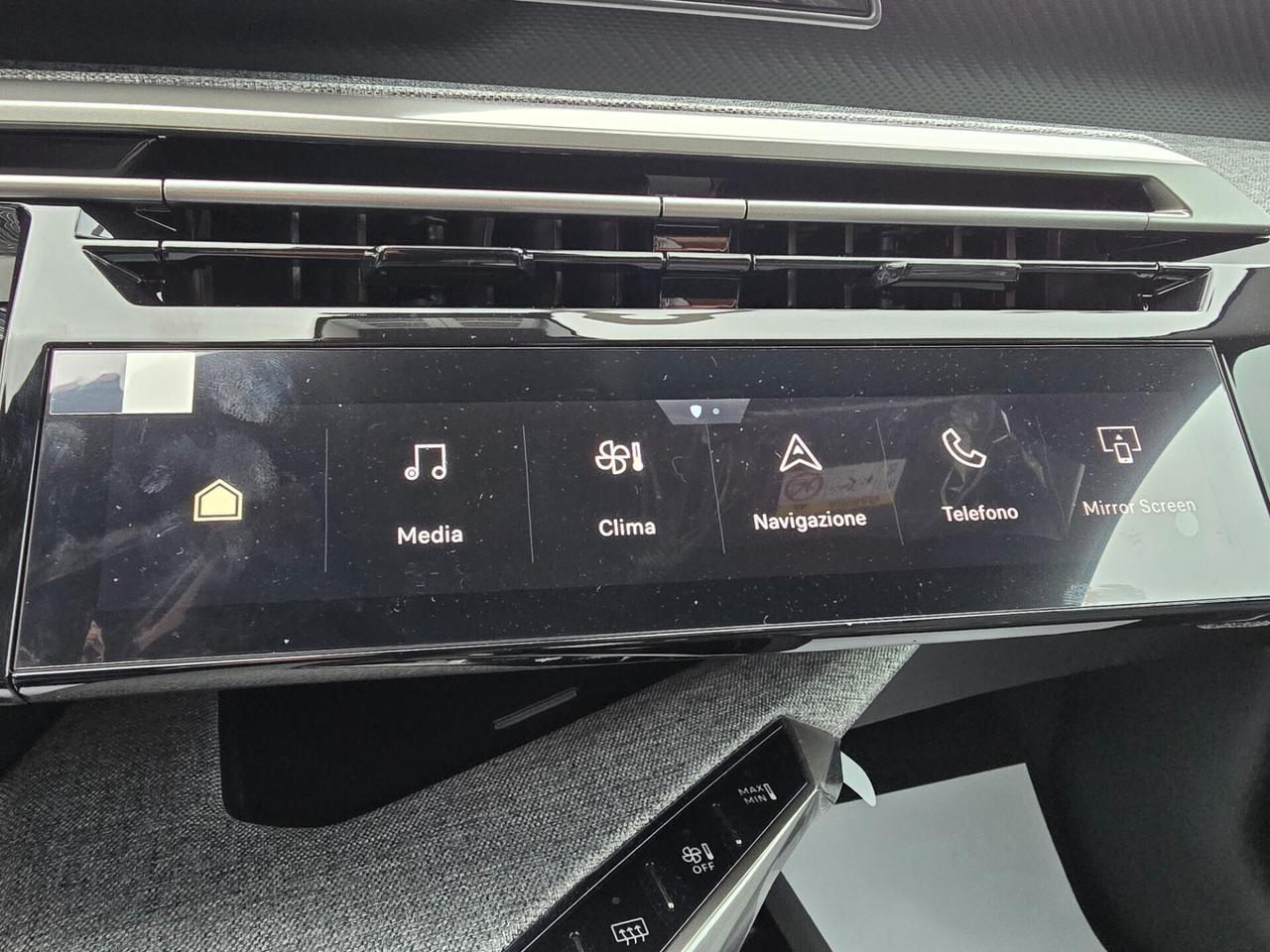 Peugeot 3008 Plug-in Hybrid 195 e-DCS7 Allure KM0