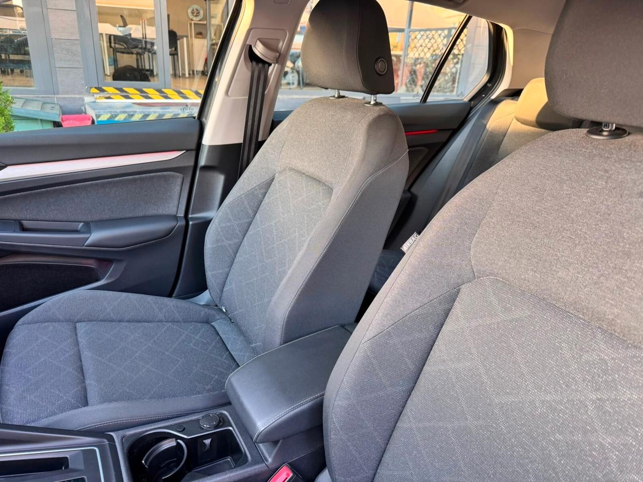 Volkswagen Golf 2.0 TDI DSG SCR Style