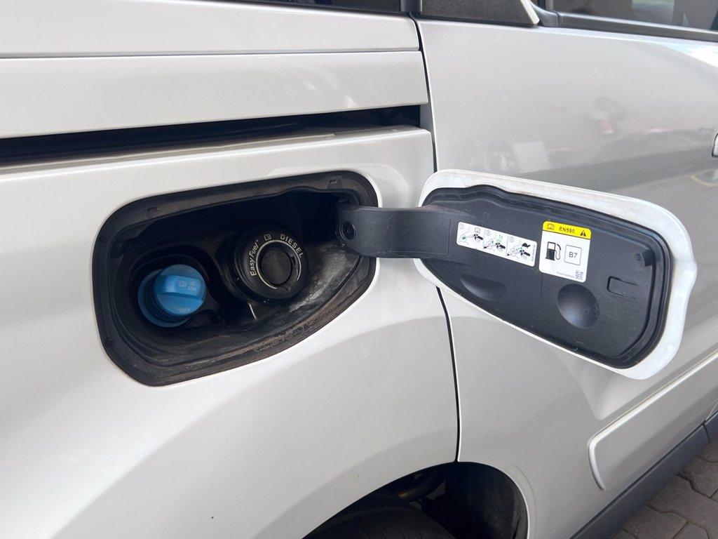 FORD Tourneo Connect 1.5 TDCi 120 CV Titanium del 2020