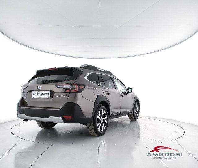 SUBARU OUTBACK 2.5i 4dventure lineartronic
