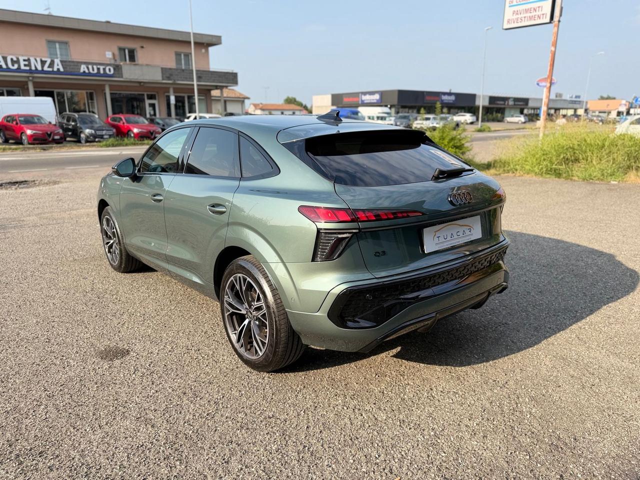 Audi Q3 S Line Edition 2.0 TDI #11760