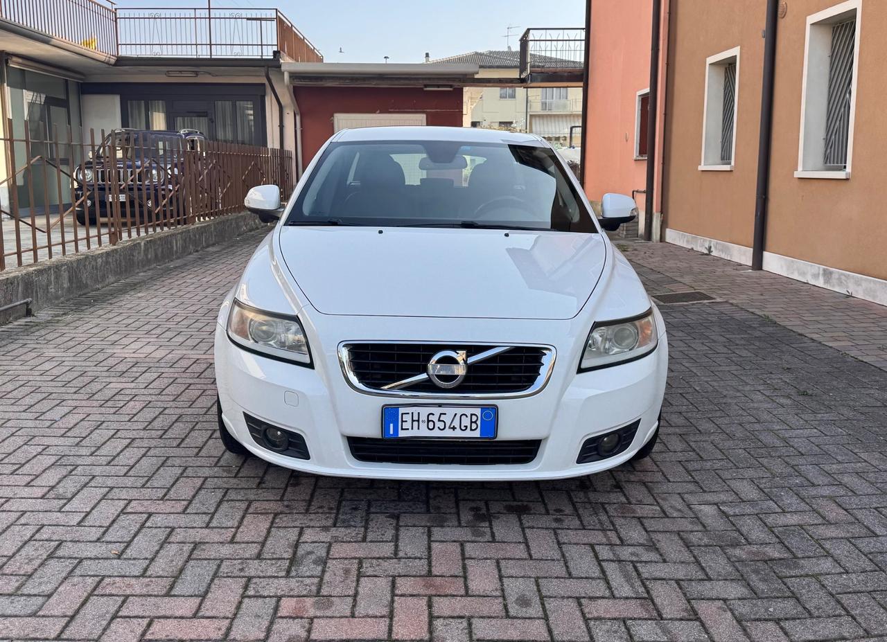Volvo V50 1.6 Diesel Ok Neopatentati