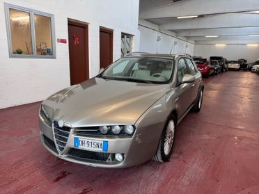 Alfa Romeo 159 1.9 JTDm 16V Sportwagon