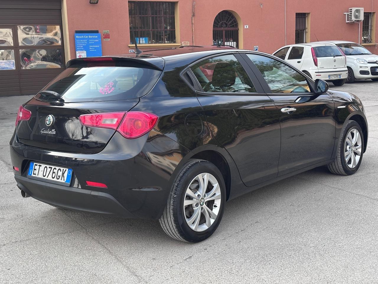 Alfa Romeo Giulietta 1.6 JTDm-2 105 CV Exclusive