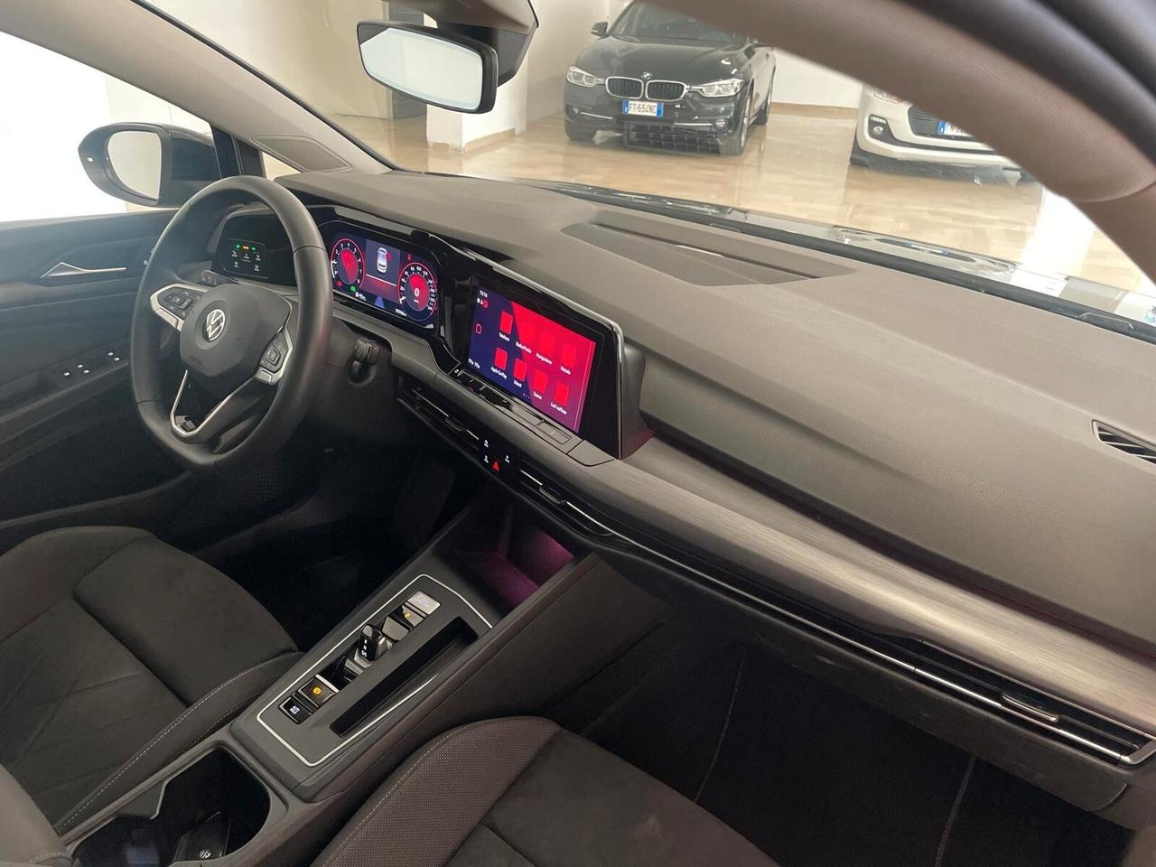 Volkswagen Golf 1.5 eTSI 130 CV EVO ACT DSG Style