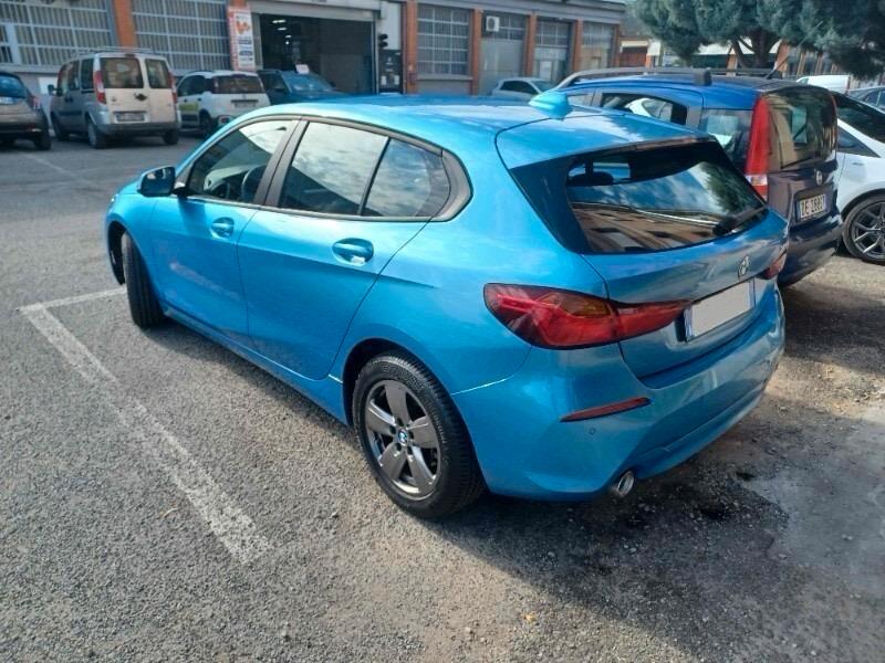 Bmw 116 116d 5p. Business Advantage