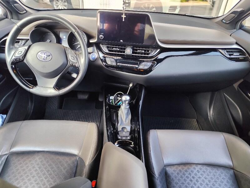 TOYOTA C-HR (2016-2023) C-HR 1.8 Hybrid E-CVT L...