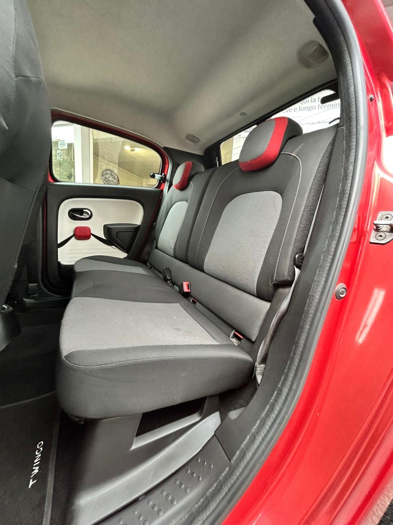 Renault Twingo TCe 90 CV EDC Intens