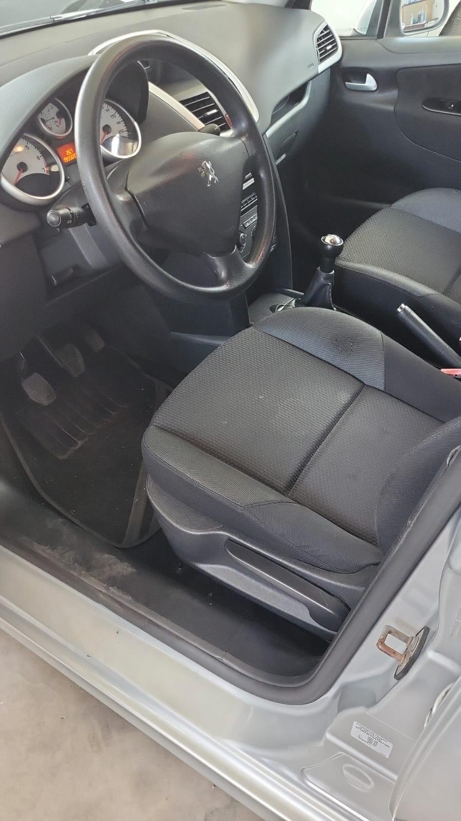 Peugeot 207 1.4 VTi 95CV 5p. X Line