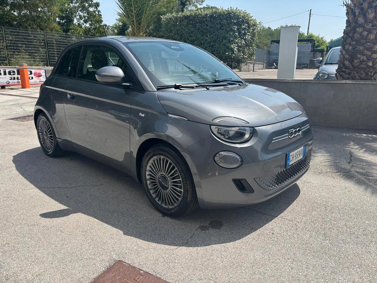 Fiat 500e 3+1 42 kWh Icon