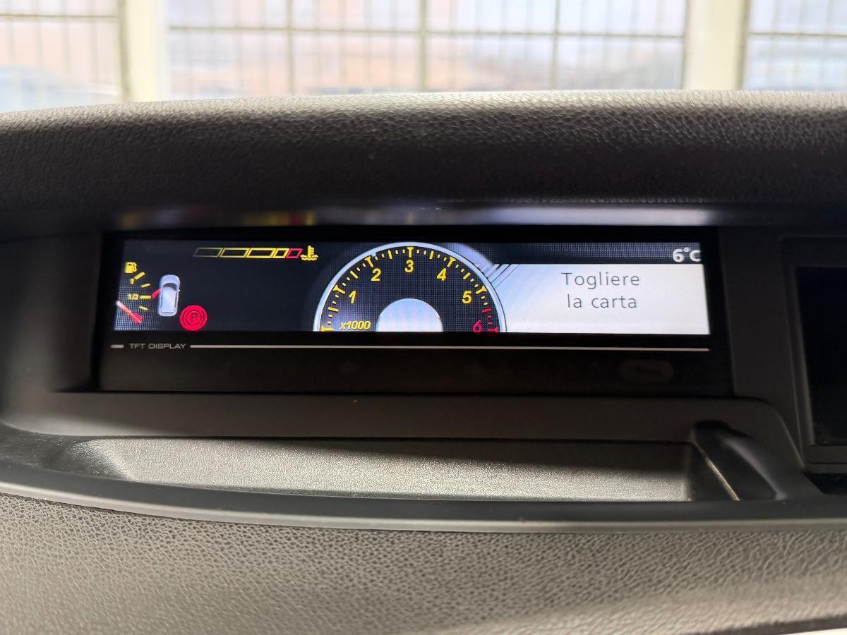 RENAULT - Scénic X-Mod - 1.5 dCi 110CV Luxe. 7P