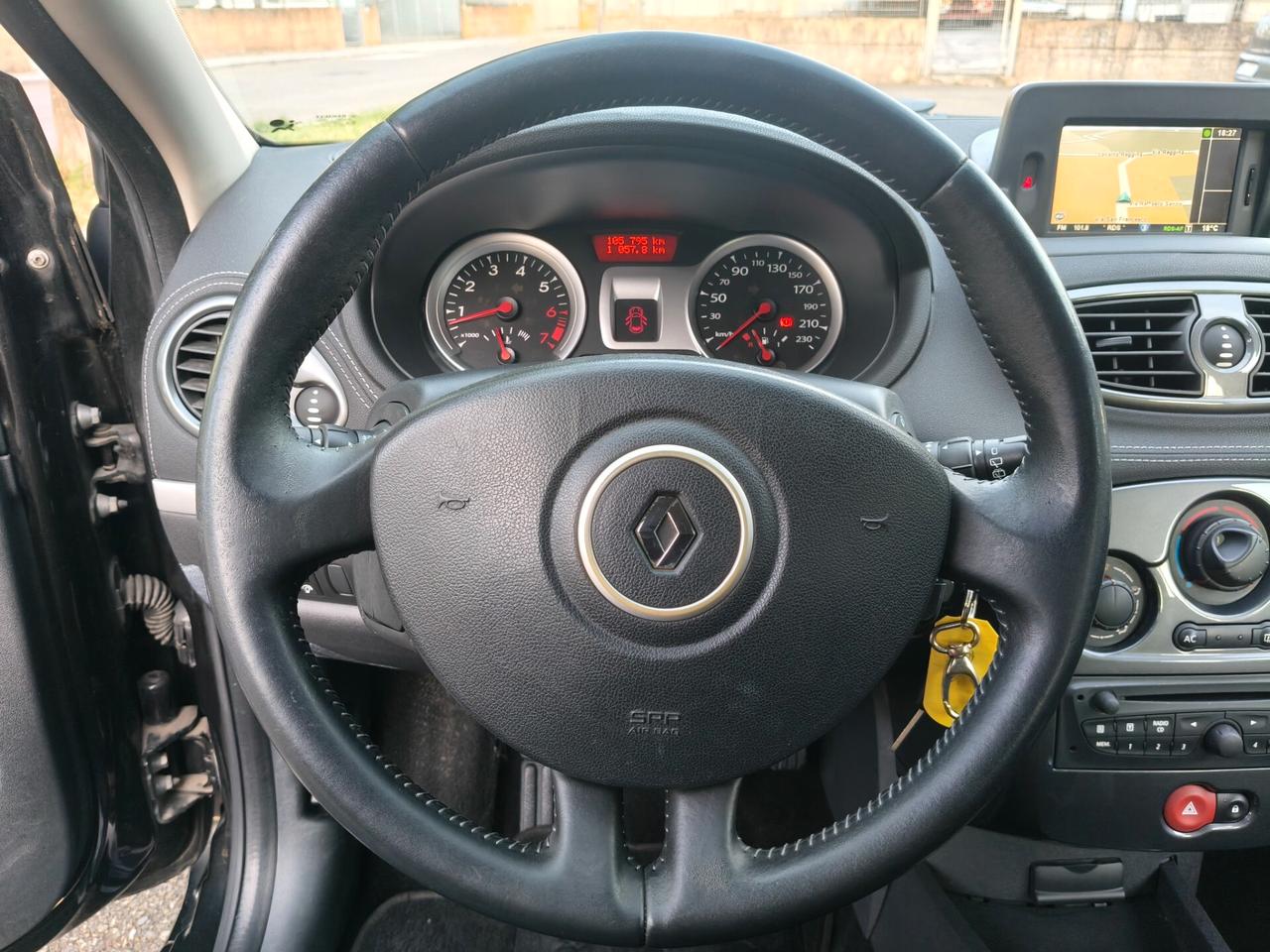 Renault Clio 1.2 sw del 2011 SOLO 105.000 KM