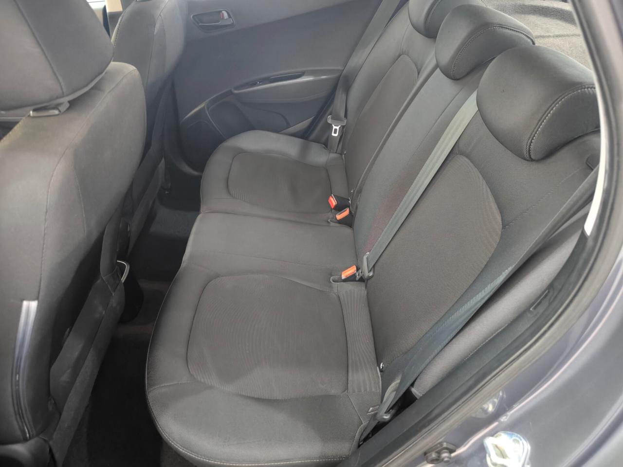 Hyundai i10 1.0 Login