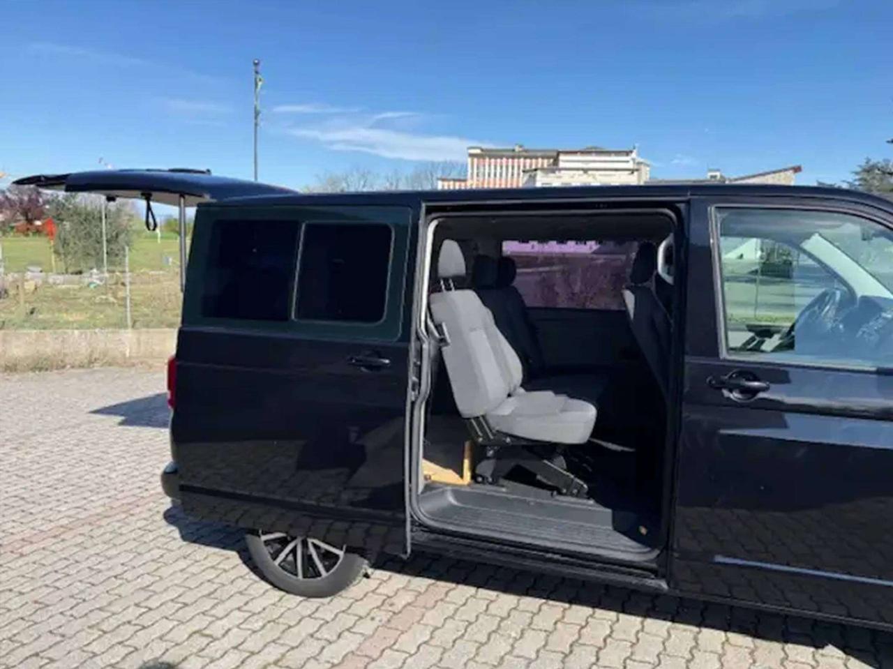 Volkswagen T5 Transporter DSG/Autocarro IVA ESPOSTA
