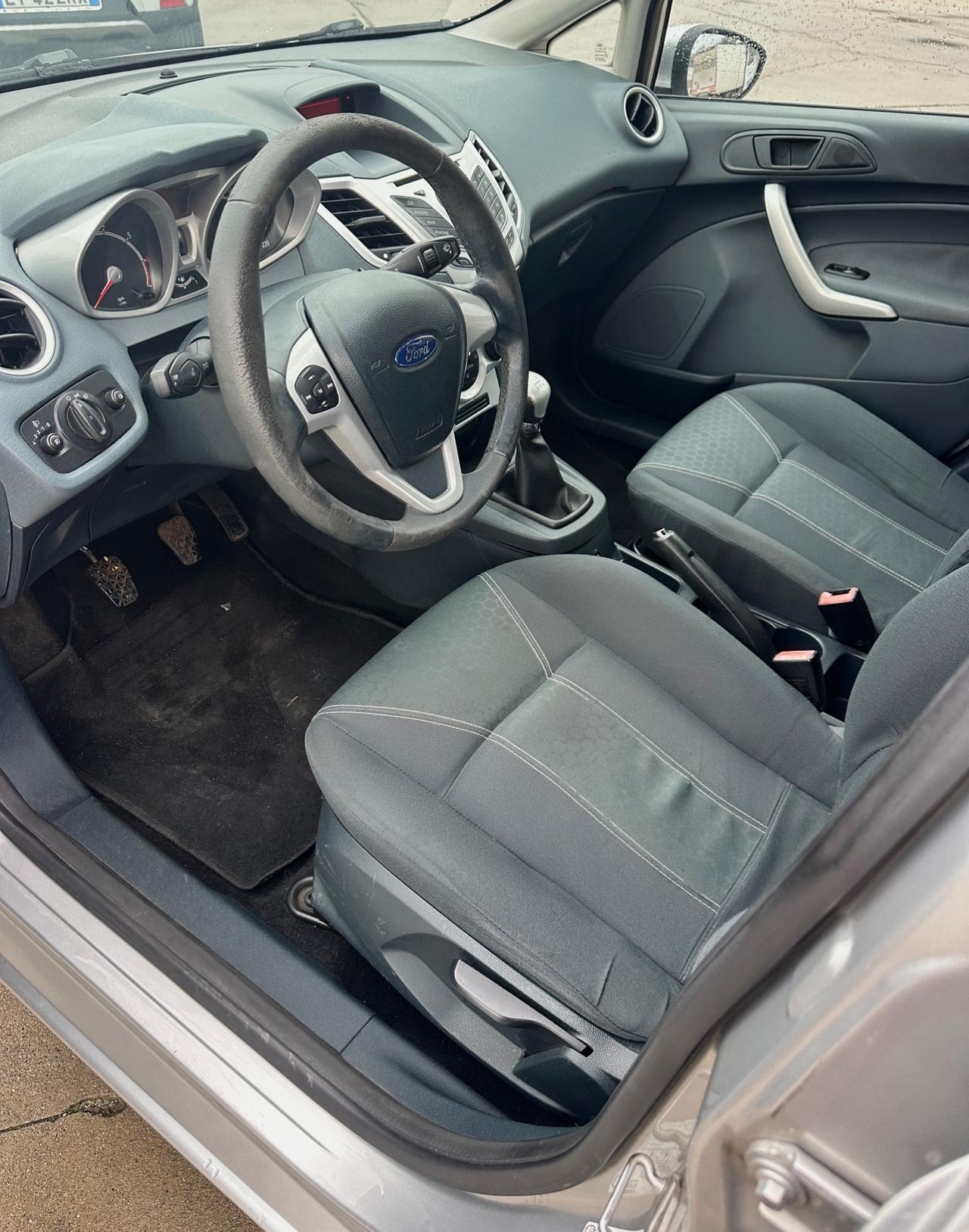 Ford Fiesta 1.2 82 CV 5 porte Titanium GPL