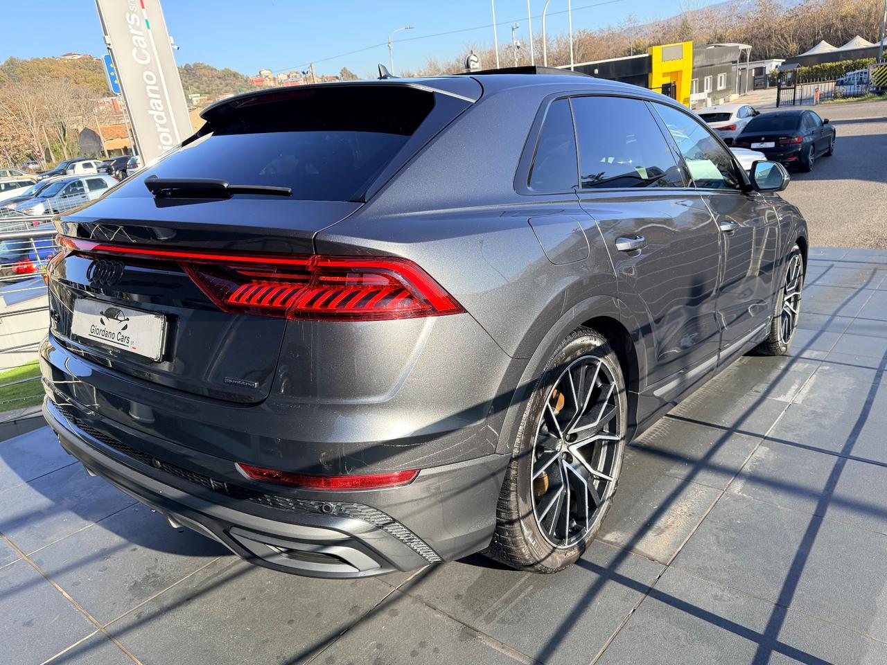 Audi Q8 45 TDI quattro 231cv s line no tasse