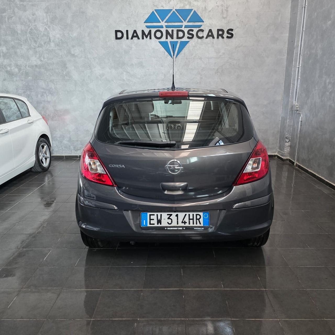 Opel Corsa 1.2 5 porte NEOPATENTATI+PELLE